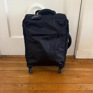 Lipault Paris Plume Cabin Roller Bag | Black